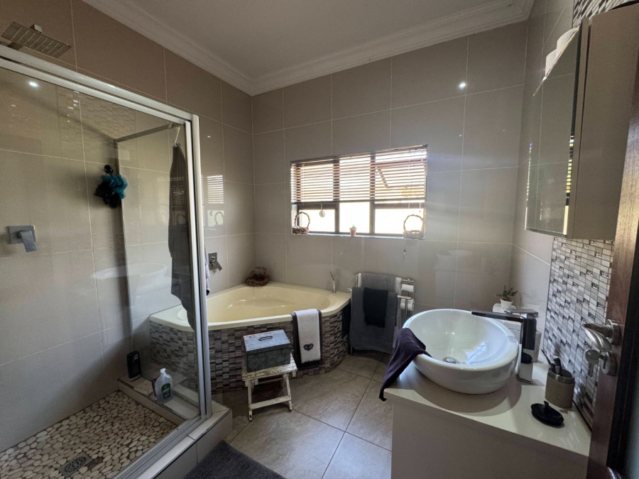 To Let 3 Bedroom Property for Rent in Zilkaatsnek North West